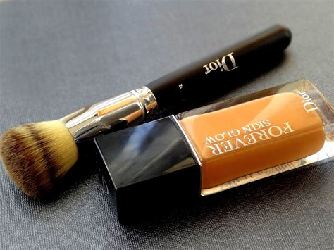 dior foundation brush vs shiseido|dior forever foundation review.